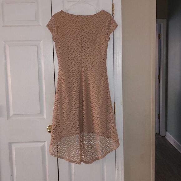 Luxology tan hi low dress Sz M - Picture 7 of 7